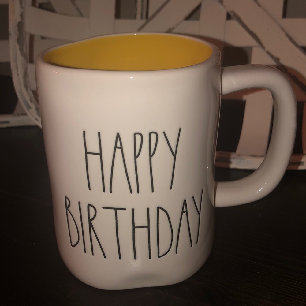 RAE DUNN | HAPPY BIRTHDAY MUG